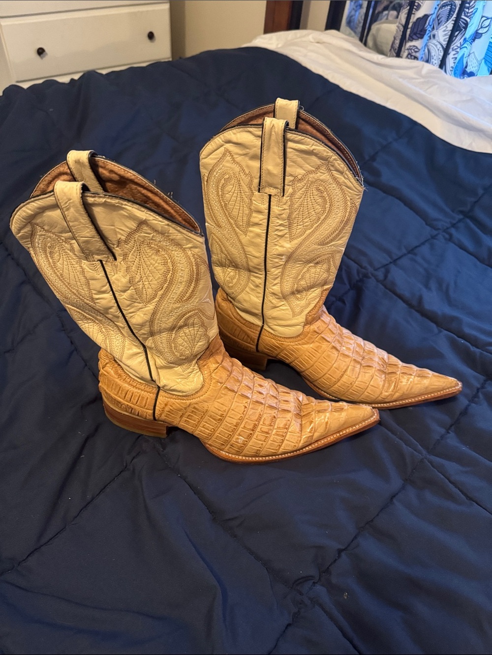 Vintage Old Rider Hand Crafted Cowboy Boots - Tan and Cream Croc-Leather SHARP